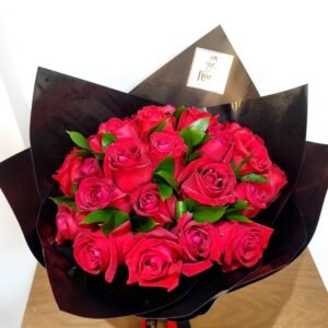 Buquê Elegance Luxo 15 rosas